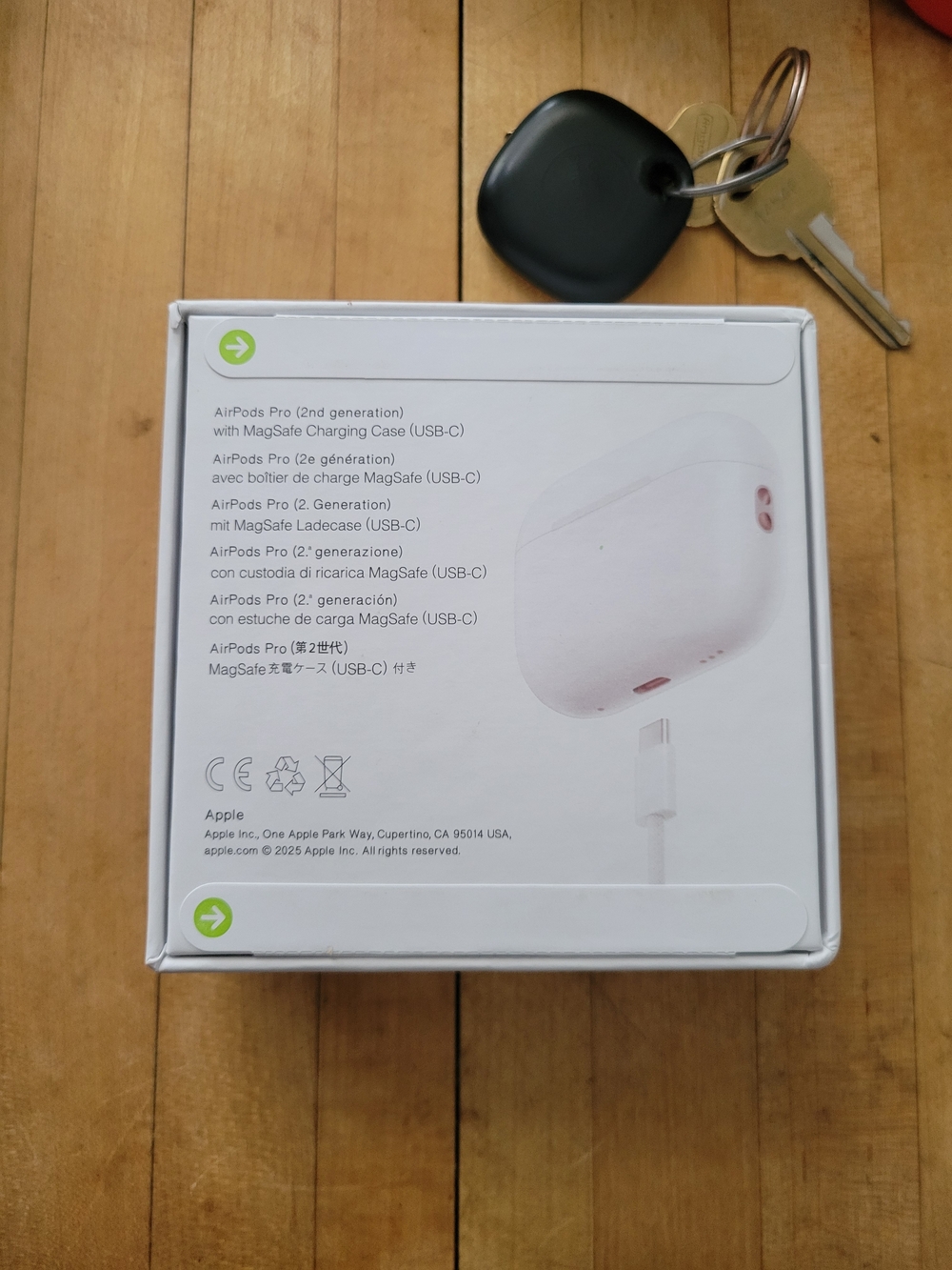 Apple AirPods Pro (2nd Generation) with MagSafe Charging Case - White